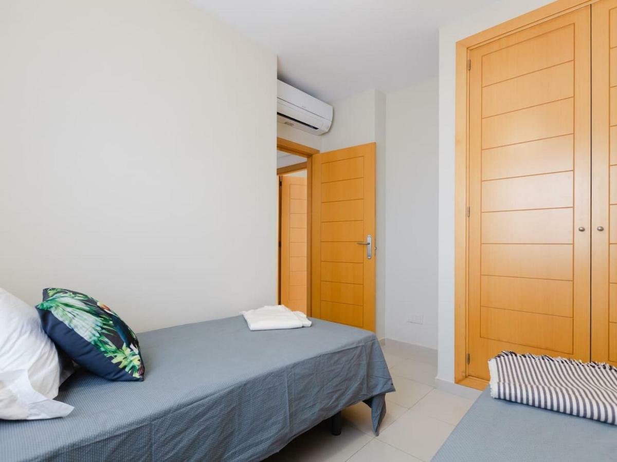 טורה דה בנגאלבון La Marina Ii, Luminoso Apartamento Junto A La Playa מראה חיצוני תמונה